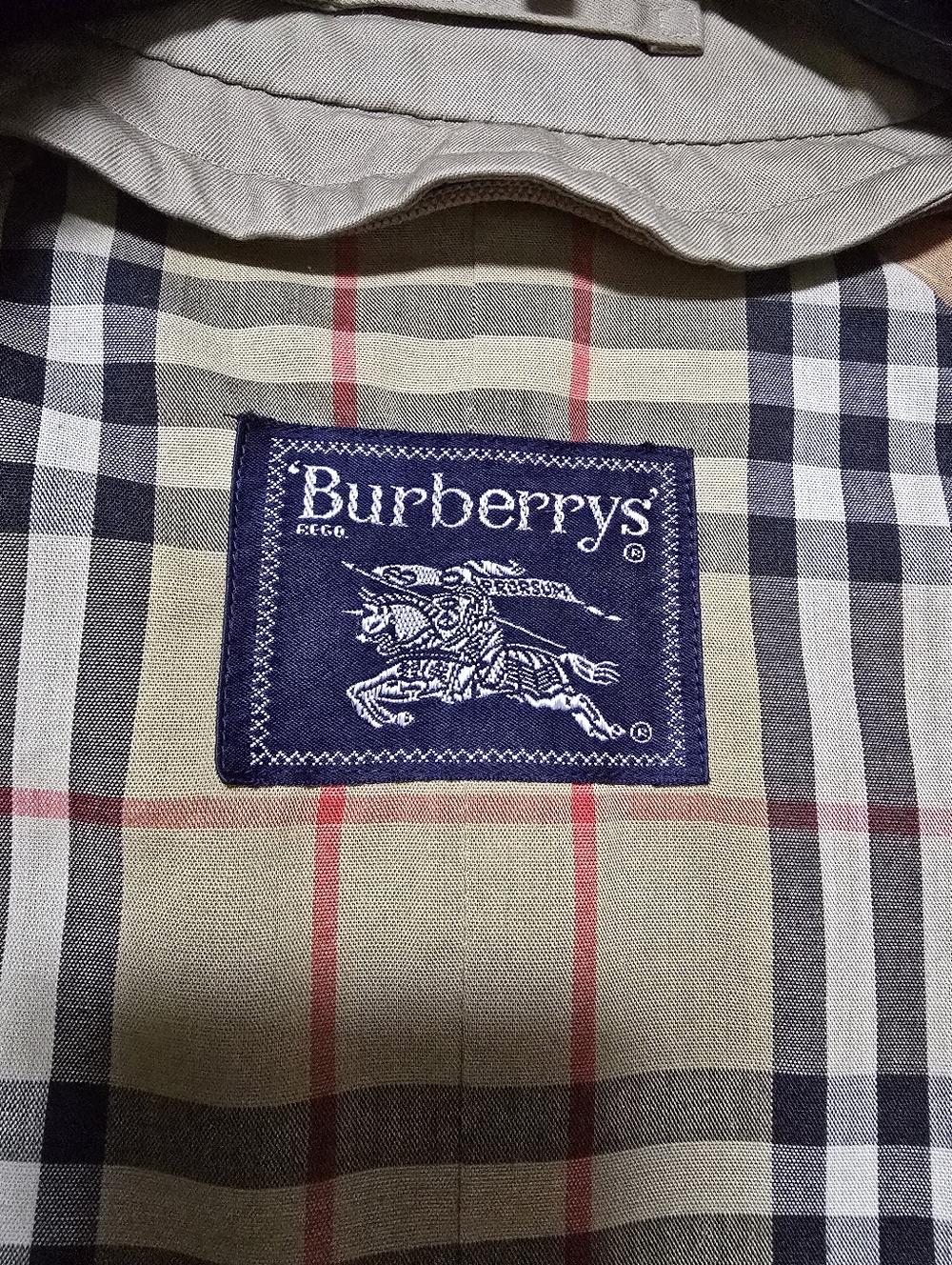 Vintage Burberry Beige Double-Breasted Trench Coat with Belt - Picture 6 of 10